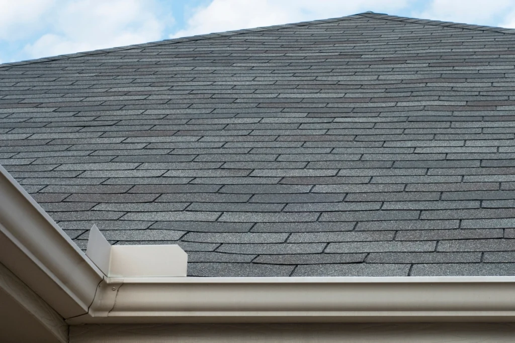asphalt vs composite shingles-asphalt shingled roof
